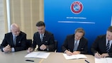 Carta di Base UEFA al completo
