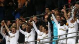 Swansea goleia Bradford e vence Taça da Liga