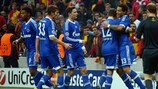 Jones rewards spirited Schalke at Galatasaray