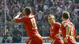 Футболисты "Баварии" отмечают сотую победу на "Арена Мюнхен"