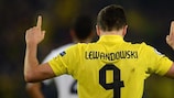 Robert Lewandowski celebra sus cuatro goles