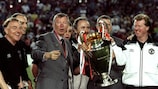 "Юнайтед" празднует победу над "Баварией" в финале 1999 года