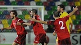 Футболисты "Дилы" поздравляют Григола Долидзе с забитым голом