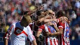 Diego Costa é felicitado pelos colegas do Atlético