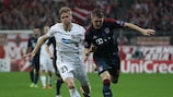 O Bayern anunciou que Bastian Schweinsteiger (à direita) vai ser operado "brevemente"