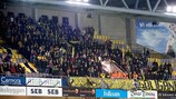Die Fans von Elfsborg unterstützen ihre Mannschaft