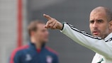 Josep Guardiola en el entrenamiento del Bayern