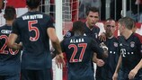 "Бавария" после очередного гола в ворота "Виктории"