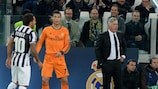 Carlo Ancelotti y Cristiano Ronaldo durante el partido ante la Juventus