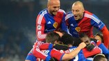 Los jugadores del Basilea celebran su gol