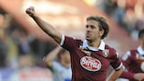 Alessio Cerci celebra uno de sus 21 goles con el Torino en la pasada Serie A