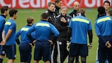 Jens Keller lors de l'entraînement de Schalke à la veille du match