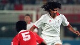 Ruud Gullit face à Aldair, défenseur de Benfica, en finale de la Coupe des champions 1990