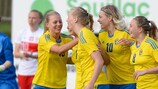 Les Suédoises fêtent un de leurs buts face à la Pologne lors du tour Élite