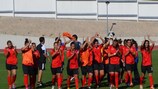 As jogadoras do Atlético Ouriense fazem a festa da passagem aos 16 avos-de-final