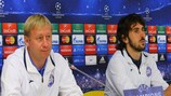 Александр Ермакович (слева) и Анри Хагуш на пресс-конференции за день до матча