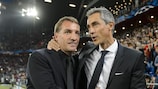 Liverpools Trainer Brendan Rodgers und Basels Coach Paulo Sousa vor dem Spiel