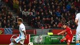 Giulio Donati fired Leverkusen into the lead against Zenit on matchday three