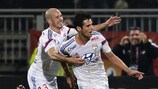 Yoann Gourcuff celebra su gol en la victoria del Lyon sobre el Marsella