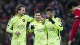 Lionel Messi (segundo à esquerda) festeja durante o triunfo por 5-2 do Barcelona no terreno do Athletic, no mês passado