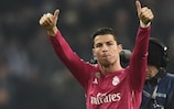 Cristiano Ronaldo esulta per la vittoria del Real Madrid in casa dello Schalke