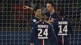 Zlatan Ibrahimović assinou um "hat-trick" na vitória do Paris