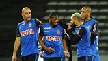 Almamy Touré félicité après avoir inscrit son premier but en Ligue 1