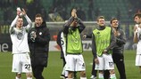 Il Wolfsburg festeggia dopo il successo sull'Inter