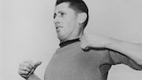El jugador del Milan Juan Alberto Schiaffino en un entrenamiento en noviembre de 1957
