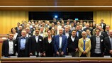 A foto de grupo dos agentes de controlo antidoping presentes no seminário