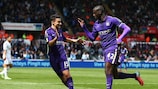 Yaya Touré festeja após marcar o seu segundo golo pelo Manchester City