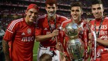 Maxi Pereira, Lizandro Lopez, Eduardo Salvio and Nicólas Gaitán with the Liga trophy
