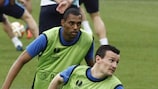 Dnipro centre-back Douglas and right-back Artem Fedetskiy pictured in training