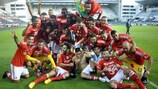 I giocatori del Benfica festeggiano il titolo