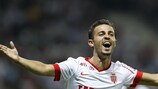 Bernardo Silva festeja após marcar o primeiro golo do Mónaco em Nice