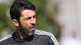 Gianluigi Buffon in training on the eve of the City game