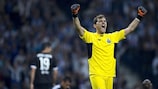Record-breaker Iker Casillas enjoys Porto's defeat of Chelsea