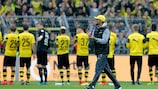 Jürgen Klopp criou uma relação próxima com jogadores e adeptos na passagem pelo Dortmund