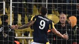 Fernandão bejubelt seinen Siegtreffer für Fenerbahçe