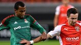 Lokomotiv forward Maicon challenges Skënderbeu's Liridon Latifi