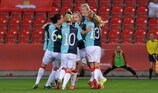 O Slavia festeja o golo decisivo de Simona Necidová, no triunfo por 2-1 sobre o Zvezda, no Estádio Eden, na primeira mão dos oitavos-de-final
