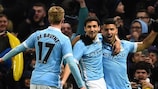 Los jugadores del Manchester City celebran su victoria contra el Everton