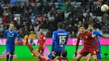 So akrobatisch gelang Thomas Müller das 2:1 für die Bayern