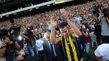 Nani e Robin van Persie falam da vida no Fenerbahçe