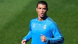 Cristiano Ronaldo participou no treino do Real Madrid esta terça-feira