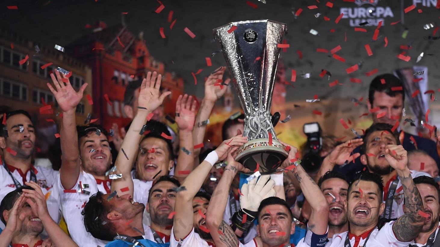 Европа 2015 год. Финал Лиги Европы 2015/16. Победитель Лиги Европы 2015. Sevilla 2015. UEFA Europa League winners Sevilla 2016.