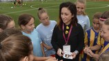 Nadine Keßler ist nun UEFA-Botschafterin für die Entwicklung des Frauenfußballs