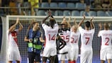 Los jugadores del Mónaco celebran su victoria en el partido de ida en España