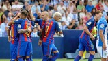 Lionel Messi del Barcellona festeggia con i compagno dopo aver segnato il primo gol durante la sfida di Liga contro il Leganés