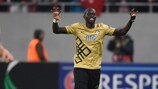 Badou Ndiaye celebrates scoring for Osmanlıspor